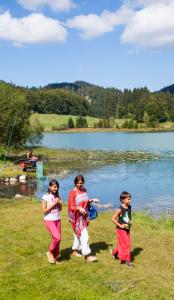 sortie famille dinoplagne et lac genin polyèdre seynod annecy